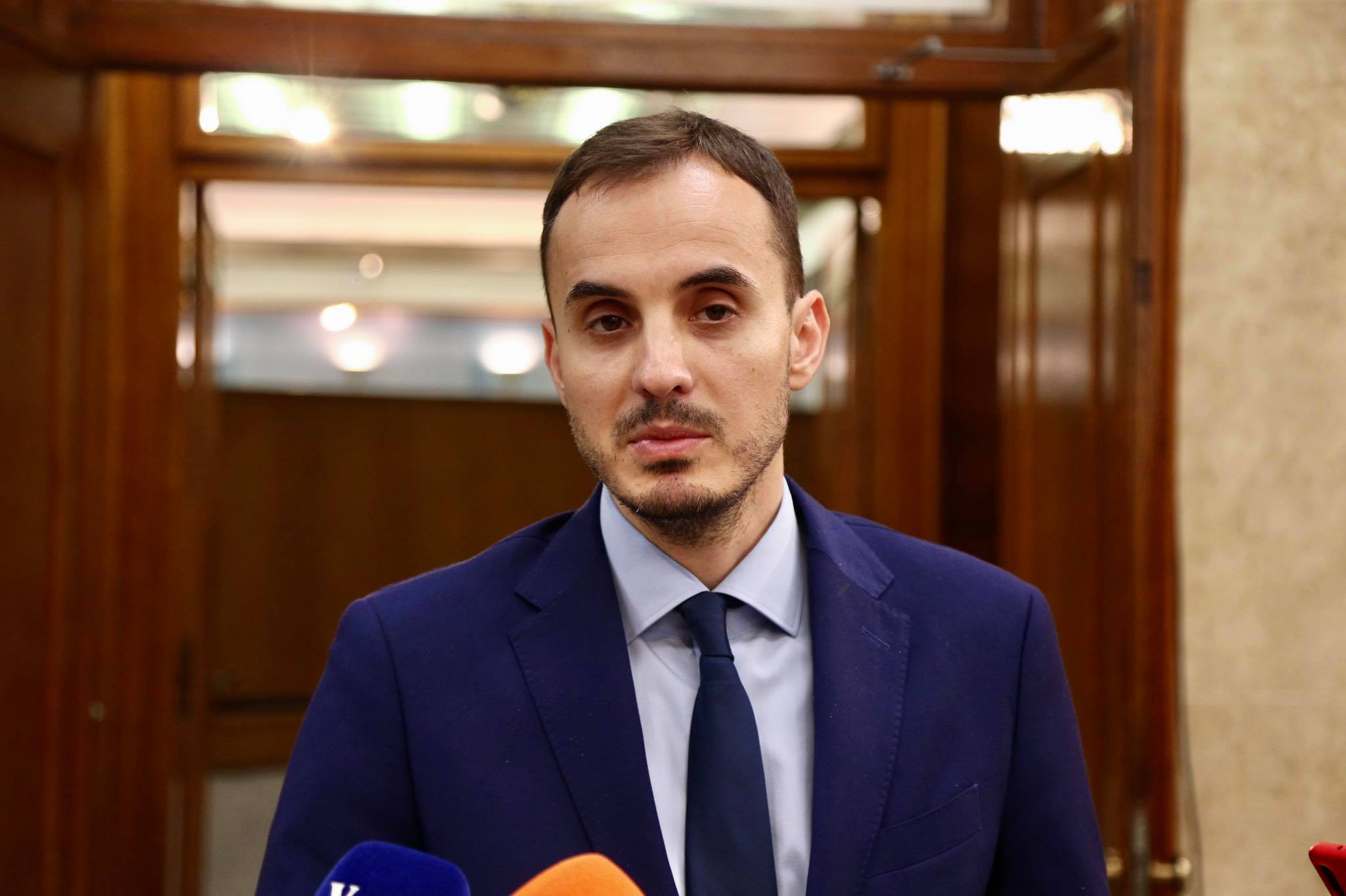 Konatar: Sve dok neko ne pokrene pitanje povjerenja, Vlada postoji