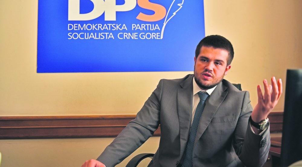 Nikolić: Vuković još jedan ekspert u negiranju antifašističkih temelja Crne Gore