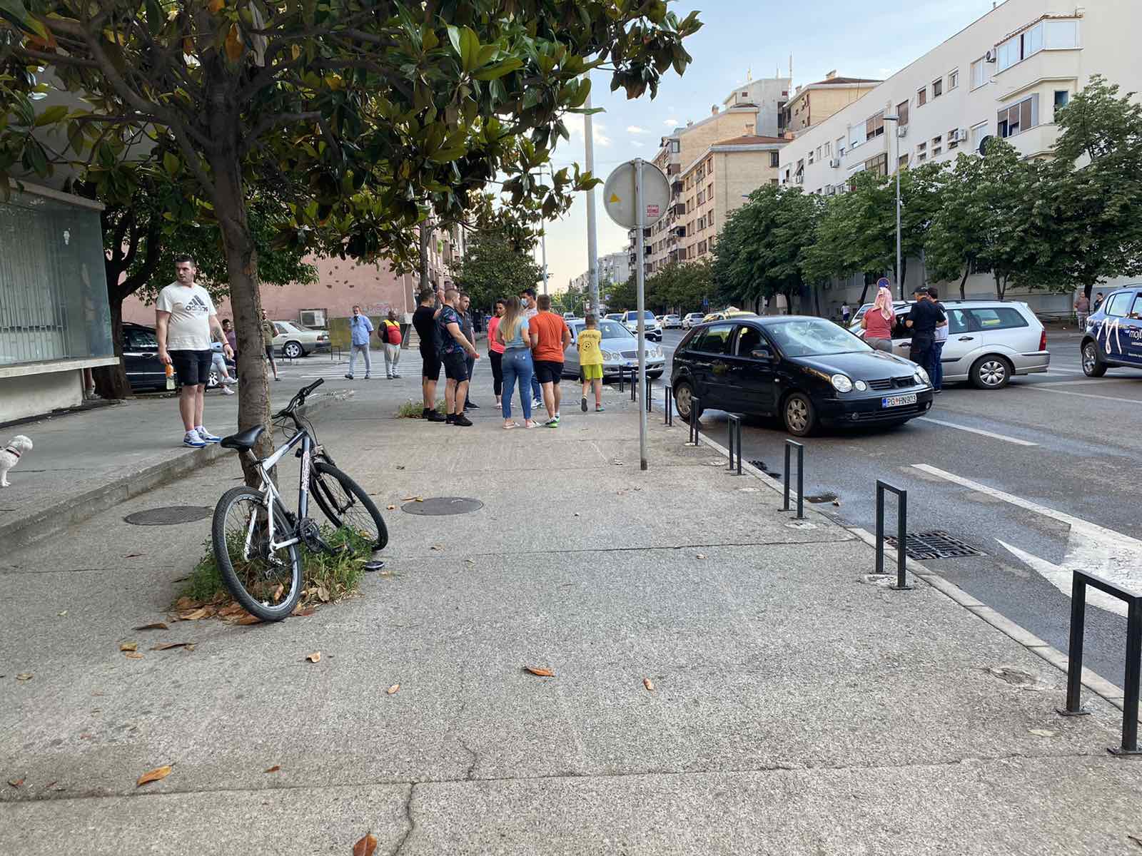Auto udario djevojčicu na biciklu, nije bilo težih povreda