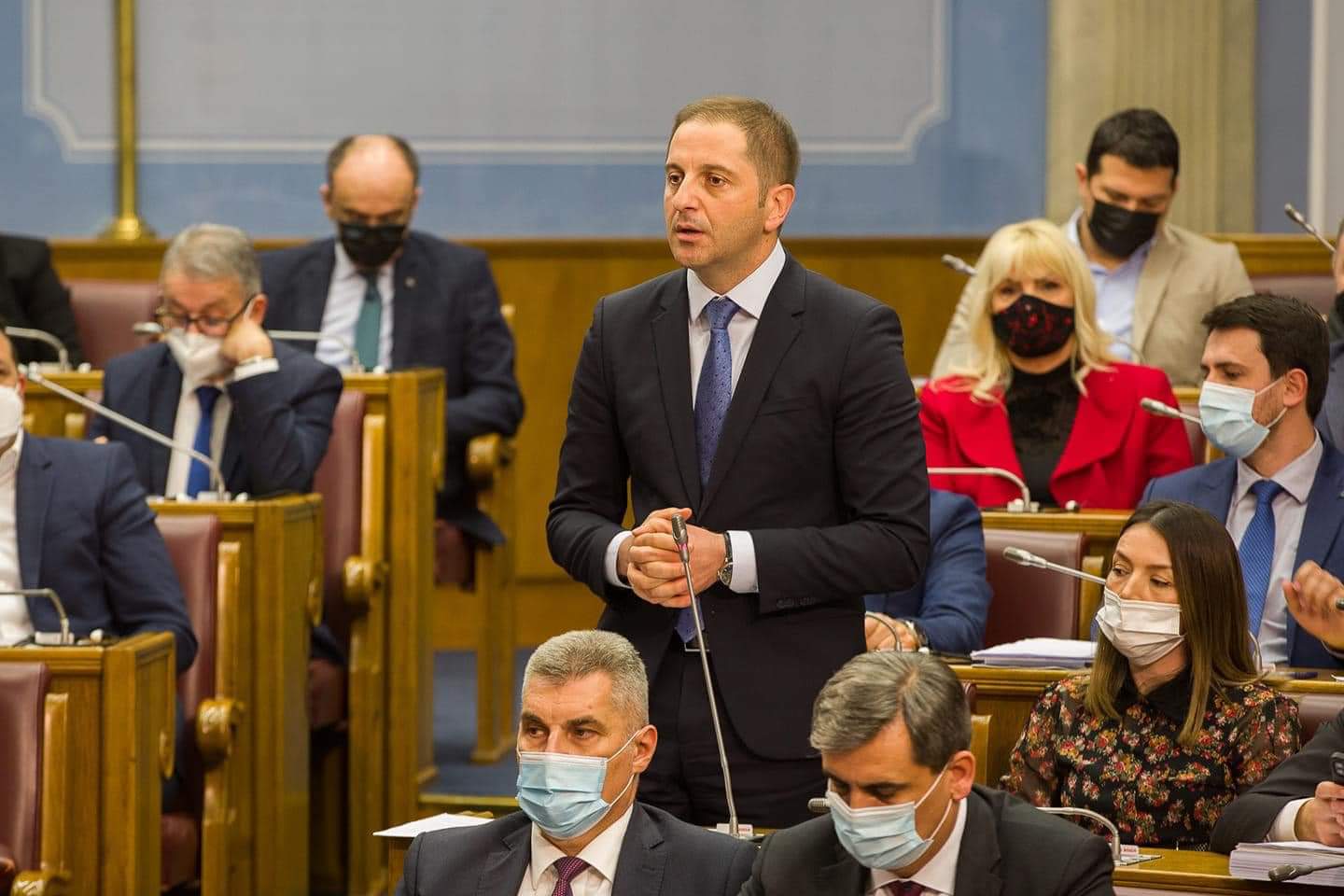 Šehović Bratićevoj: Opasni su oni koji zbog ograničenosti neograničeno vjeruju u svoju pamet