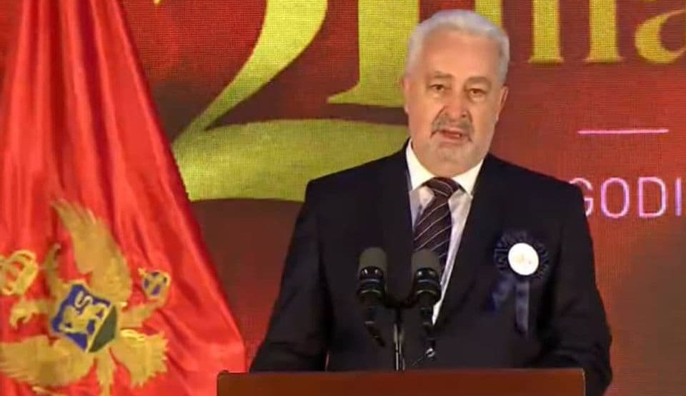 Krivokapić odgovorio Mandiću: Nije srpski narod Vaša prćija, ne govorite mi o crkvi, vi ste se ostrvili i na pokojnog Amfilohija