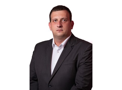 Ostojić: SD Žabljak osuđuje varvarski čin paljenja vozila predsjedniku Demokrata Žabljak