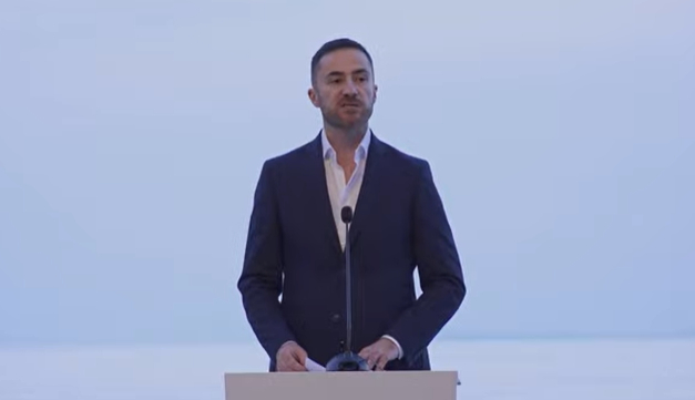 Bogdanović na kongresu URE: Ne dopustite kompromise sa Crnom Gorom, želim vam da svaki vaš potez bude u interesu i za dobrobit Crne Gore