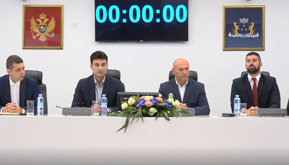Carević i Mikijelj potpisali predlog Sporazuma o ustupanju na korišćenje Luke Budva