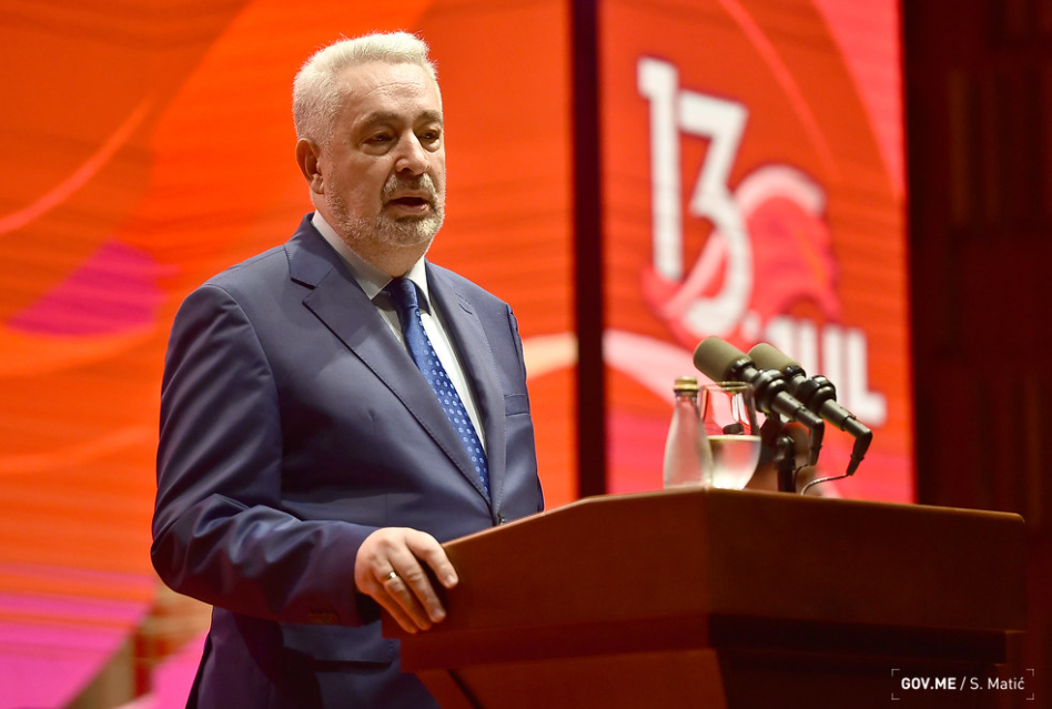 Vlada: Za sve one koji brinu je li premijer čestitao 13. jul – jedan mali podsjetnik