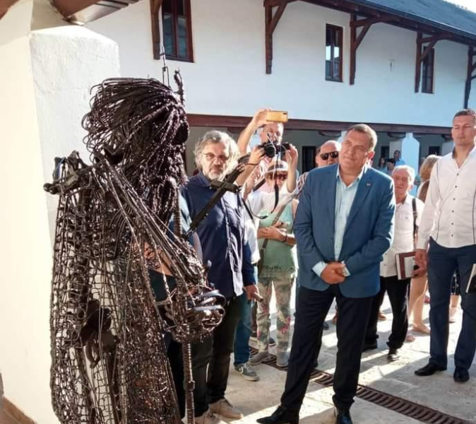 Ismijani spomenik patrijarhu Pavlu neće ostati u Višegradu