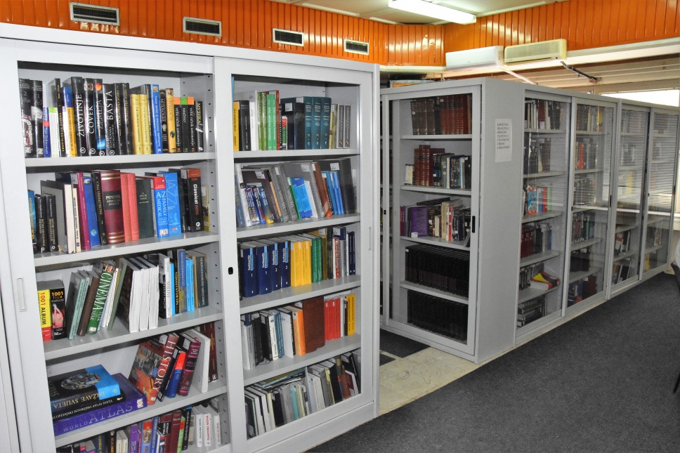 Biblioteka Univerziteta Crne Gore bogatija za 453 nove publikacije