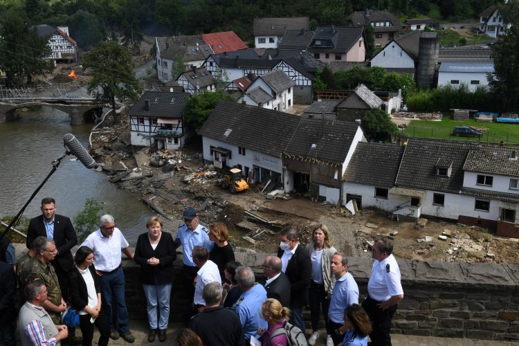 Merkel: Njemački jezik nema riječi kojima bi mogao da opiše ovu devastaciju