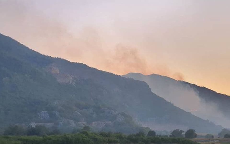FOTO: Požar na deponiji “Mislov do”