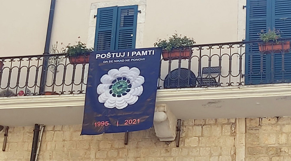 Poruka iz Kotora u znak sjećanja na žrtve Srebrenice: Poštuj i pamti, da se nikad ne ponovi!