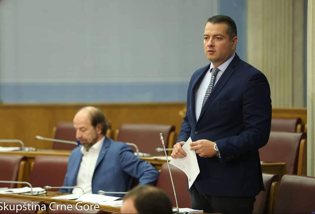 Vuksanović: Vlada ne može ispuniti cijeli mandat