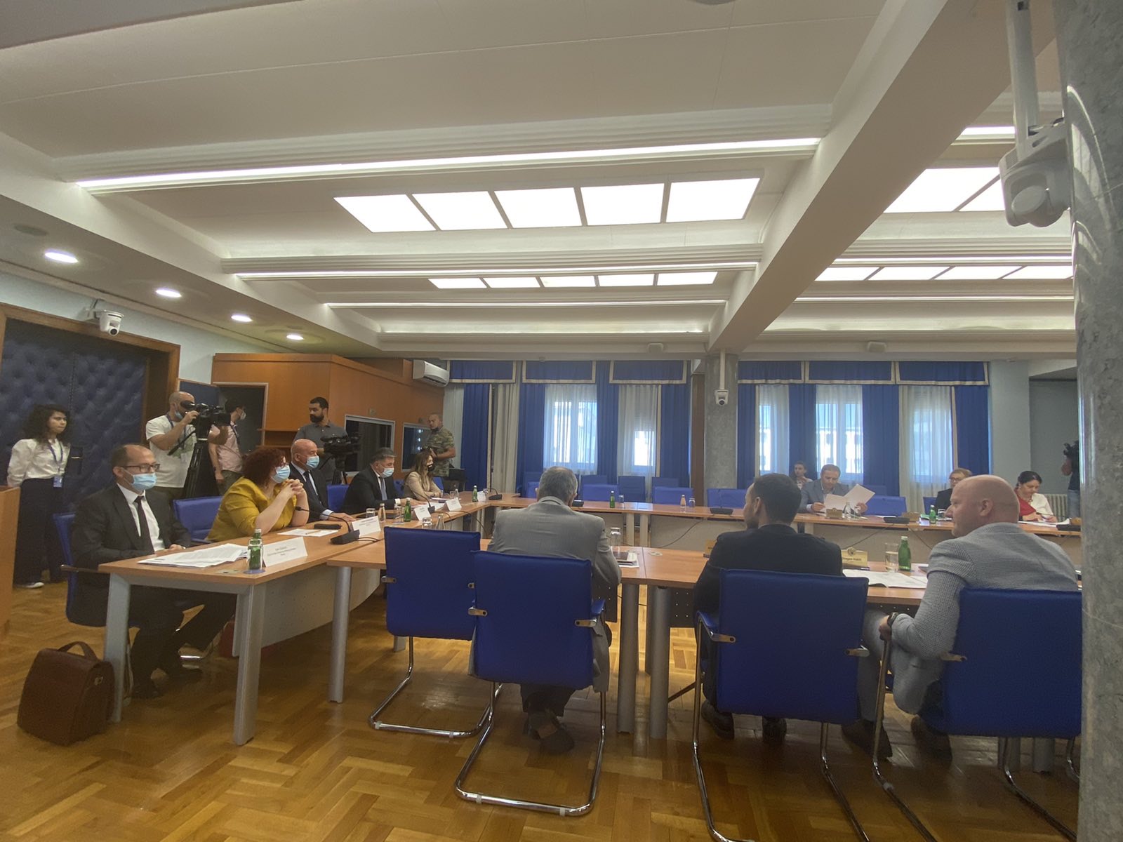 Administrativni odbor: Predloženo skidanje imuniteta Ivanoviću, ali NIJE Kneževiću, Zogoviću, Raičeviću, Krapoviću i Popović