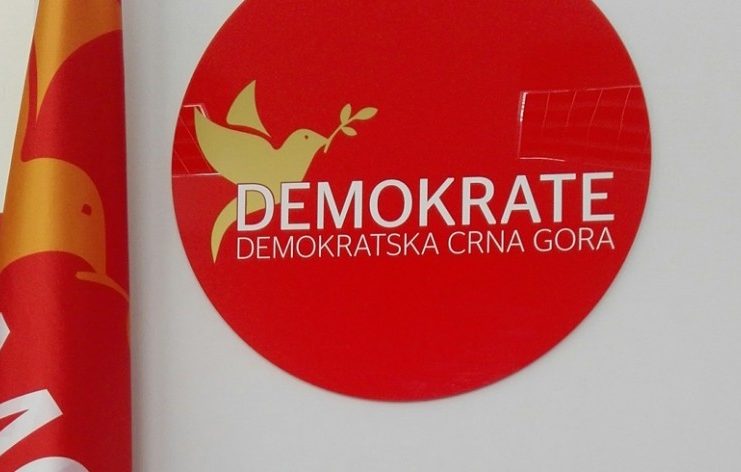 Demokrate poručuju DF-u: Vi ste foliranti, jeftini obmanjivači i patetični manipulatori emocijama srpskog naroda