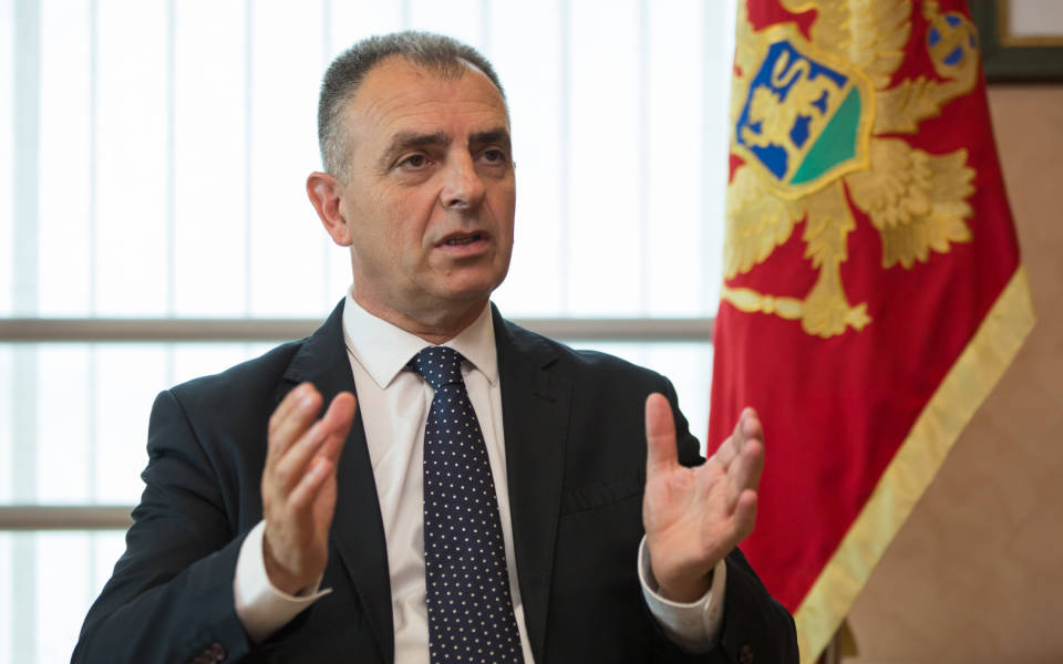 SDT Hrapovića ne krivi za zastoj u nabavci vakcina