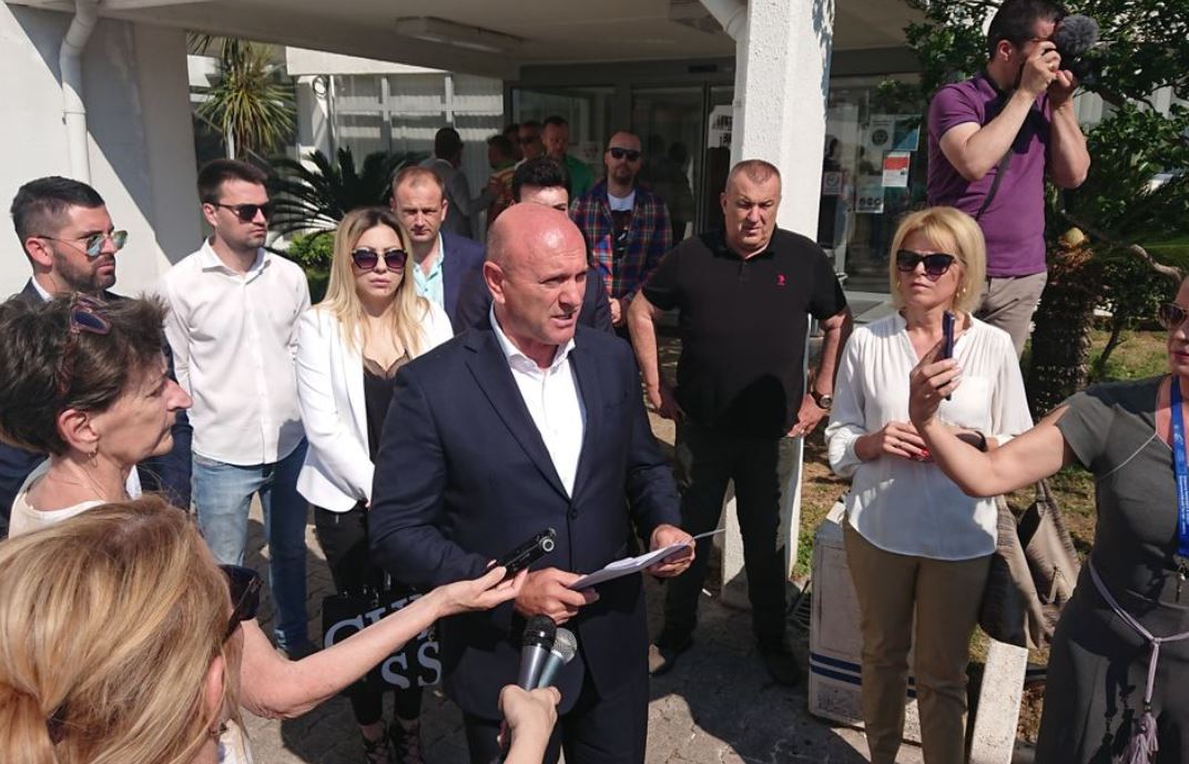 DF: Današnje glasanje u budvanskom parlamentu stvorilo novu koaliciju koja želi nelegalnu smjenu Carevića i promjenu izborne volje