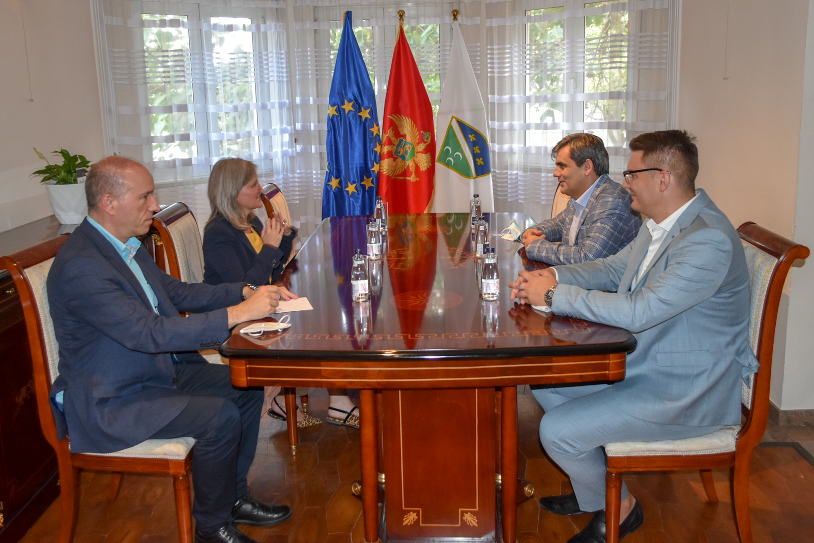 Ibrahimović razgovarao sa ambasadorkom Medoks: Tehnička vlada šansa za izlazak iz političke i institucionalne krize