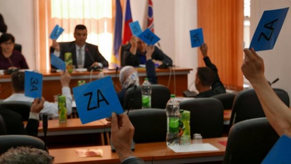 Opština Srebrenica usvojila Rezoluciju o stradanju srpskog naroda; Duraković: Uvijek se može vršiti političko nasilje nad Bošnjacima