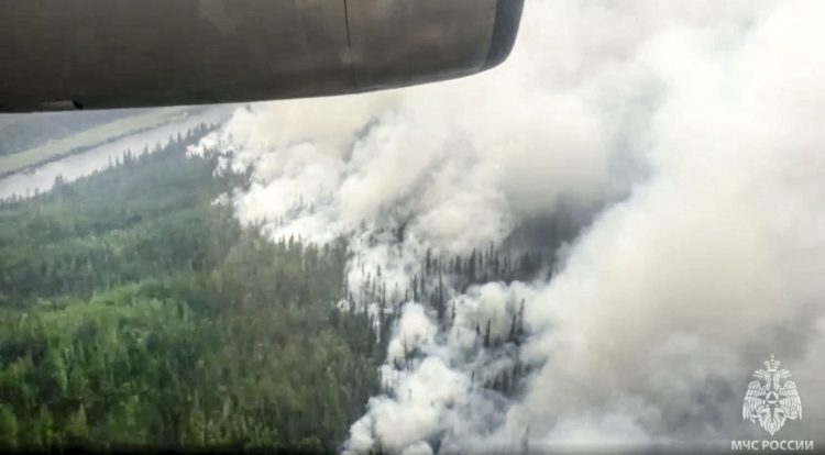 Oko 200 šumskih požara bjesni u Sibiru, gust dim nad Jakutskom