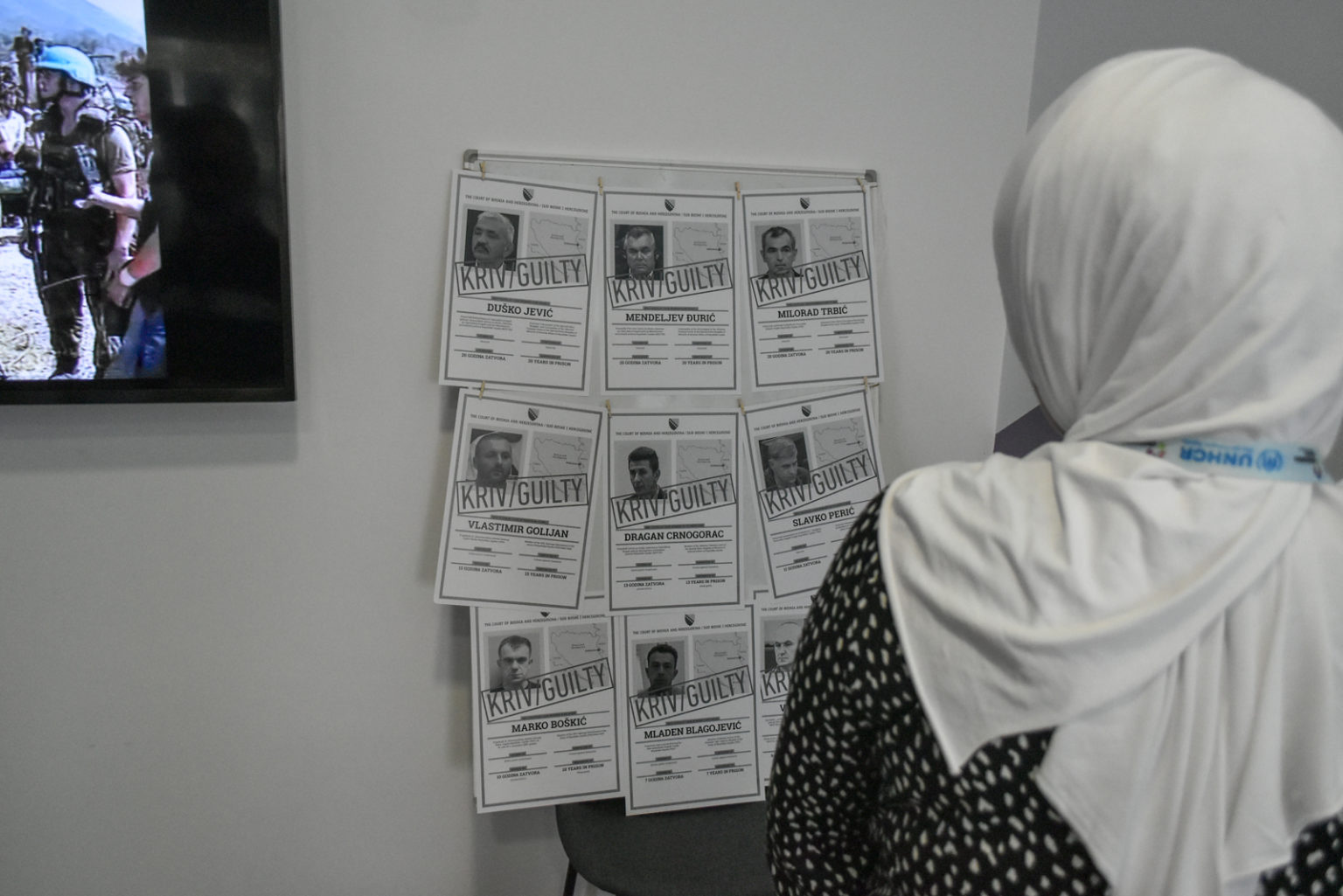 YiHR izložbom obilježava 26 godina od genocida počinjenog u Srebrenici: Sjećanje na žrtve civilizacijski i moralni čin