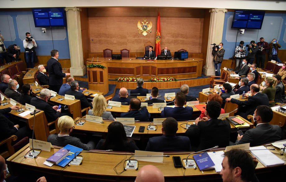 Demokrate i URA će tražiti ocjenu ustavnosti spornih članova novog Zakona o unutrašnjim poslovima