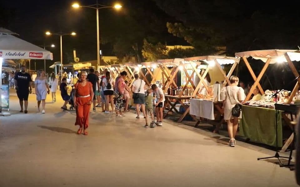 (FOTO) ”Šušanjska noć” uz degustaciju vina i maslina i poštovanje mjera
