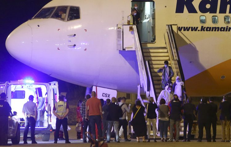 U Skoplje stigla prva grupa od 149 Avganistanaca