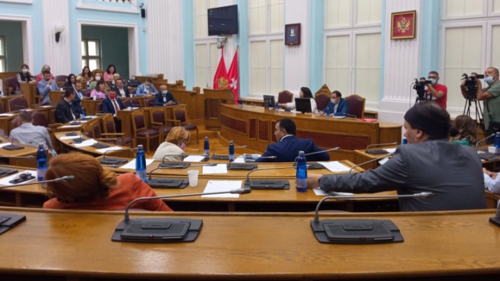 Skupština Prijestonice Cetinje: Ustoličenje Joanikija na Cetinju događaj visokog bezbjednosnog ruzika