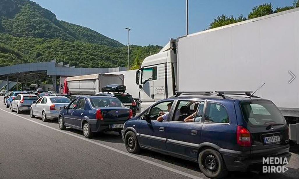 U julu preko Dobrakova ušlo 460.000 putnika