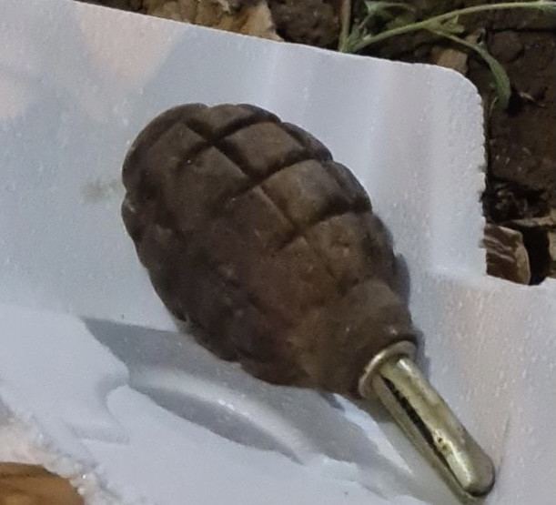 Pronađena bomba u dvorištu kuće Rada Miloševića ruske proizvodnje, policija istražuje slučaj