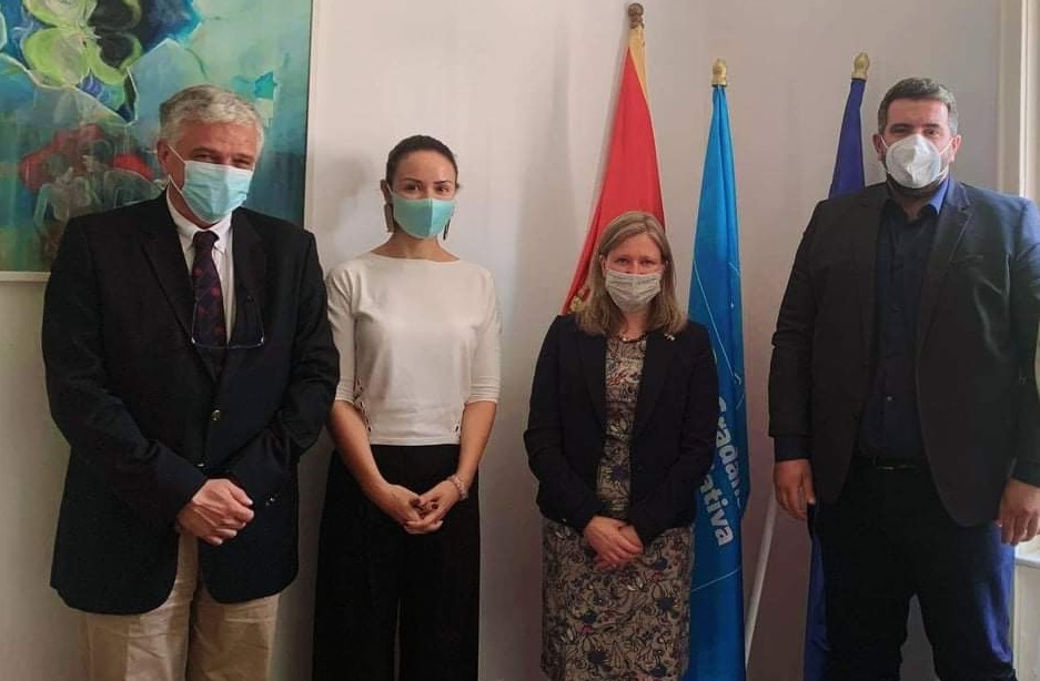 Britanska ambasadorka posjetila Građansku inicijativu 21. maj