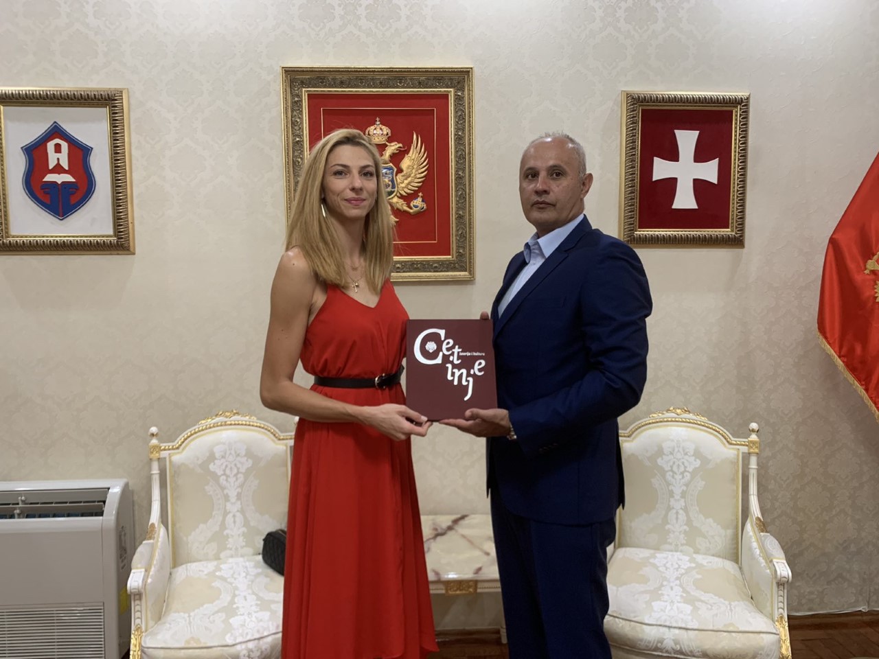 Gradonačelnik Prijestonice Aleksandar Kašćelan organizovao prijem za crnogorsku atletičarku Mariju Vuković