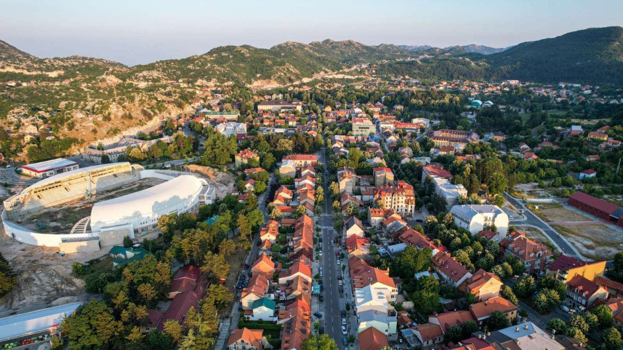 Kašćelan i Dizdar čestitali Dan mladih