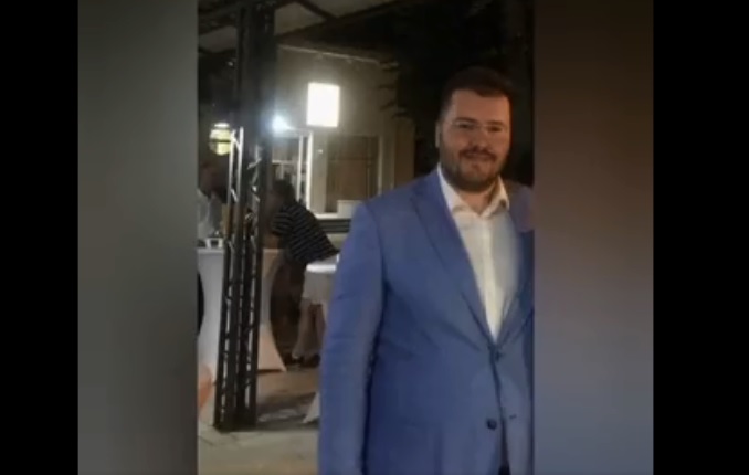 DPS Nikšić objavio video: Na proslavi Demokrata pjevaju ”Ko to kaže ko to laže Srbija je mala”