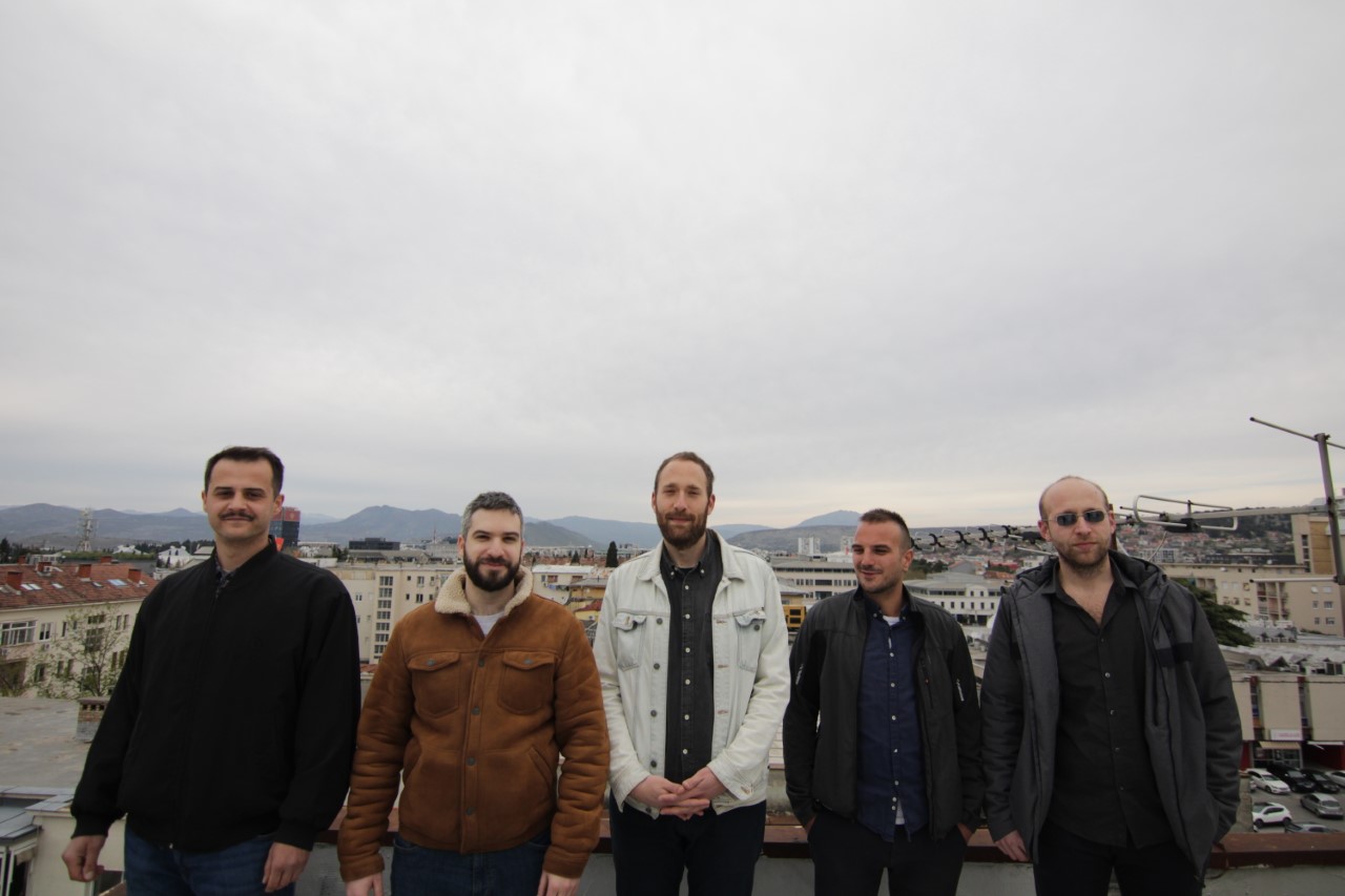 Koncert benda “Kuhinjazz” u dvorištu Kusleove kuće