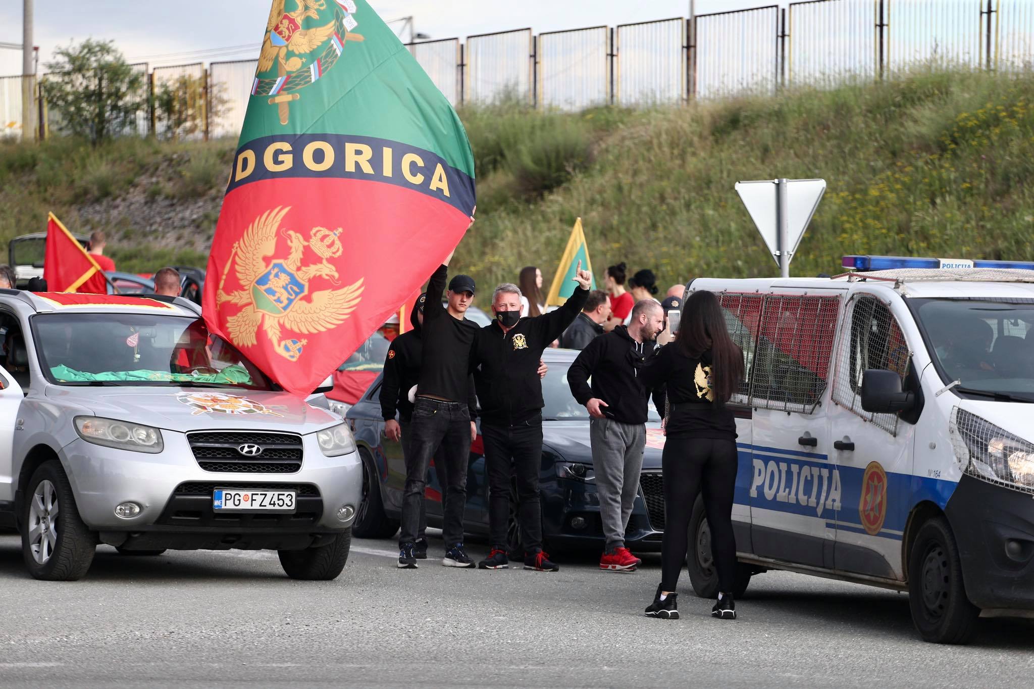 PLAN POLICIJE ZA CETINJE: Zadržavati građane sa crnogorskim obilježjima, pokriti sporedne puteve, koristiti hemijska sredstva…