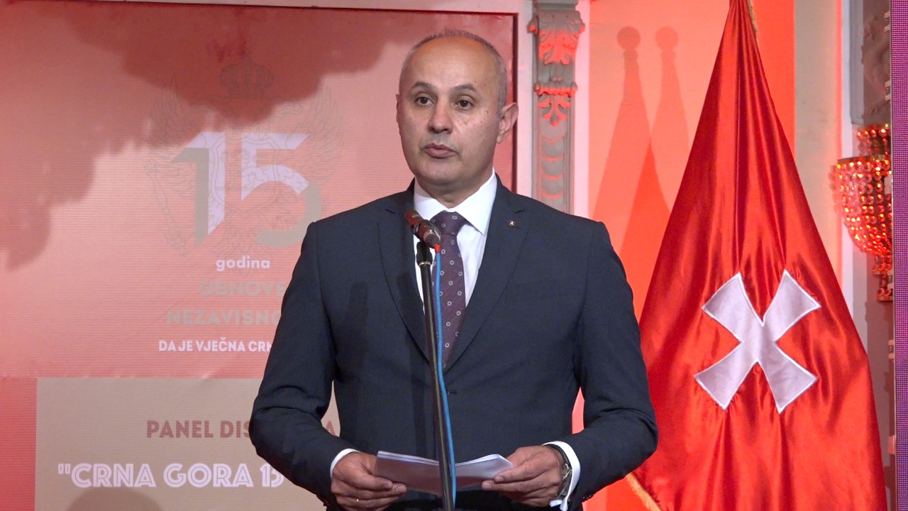 Kašćelan posjetio povrijeđene: Krivokapić i Abazović hitno da obustave sprovođenje represivnih mjera prema građanima