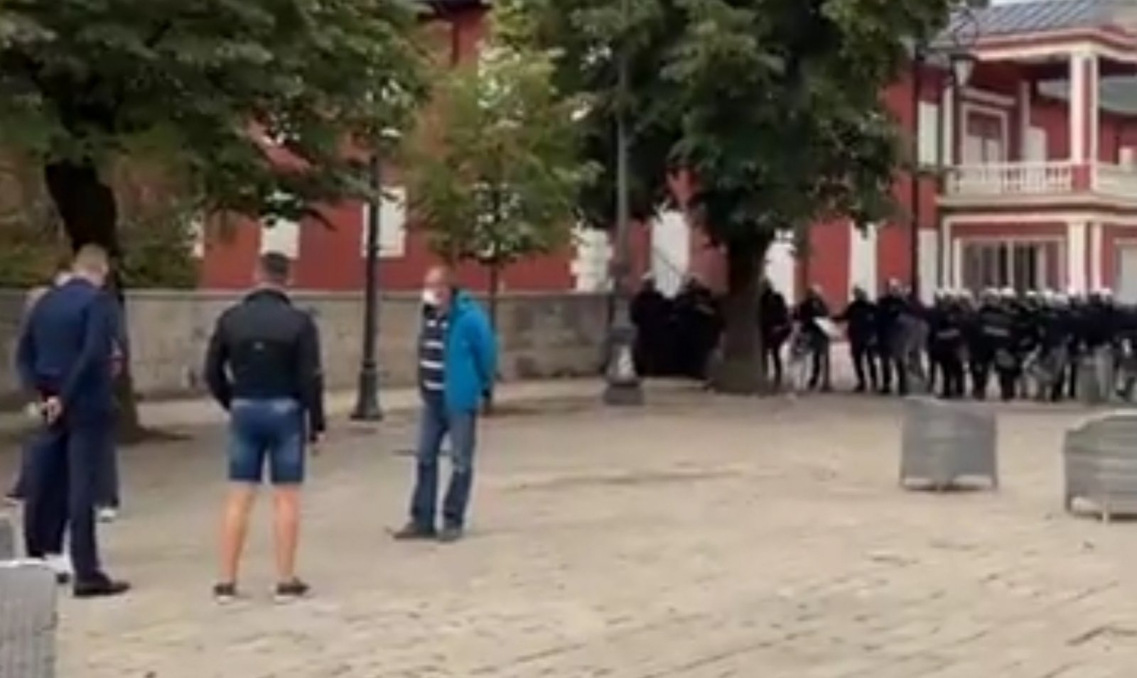 SD: Najoštrije osuđujemo orkestrirano djelovanje policije prema zamjeniku gradonačelnika Prijestonice Petru Markoviću