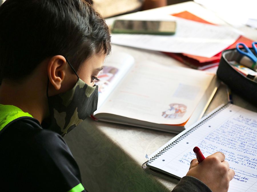 Za tri dana zaražena 204 đaka i 50 nastavnika