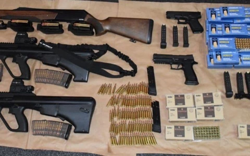 Budva: Policija pronašla arsenal oružja kod državljana Turske