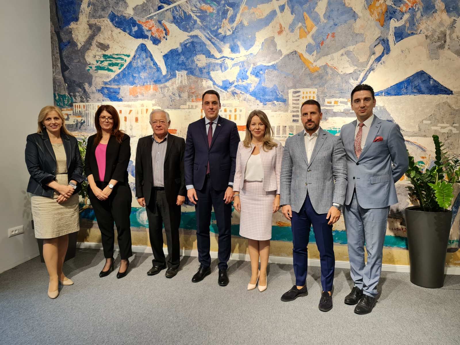 Vuković sa delegacijom IRF-a: Povoljnim kreditiranjem podržati dio razvojnih projekata Glavnog grada