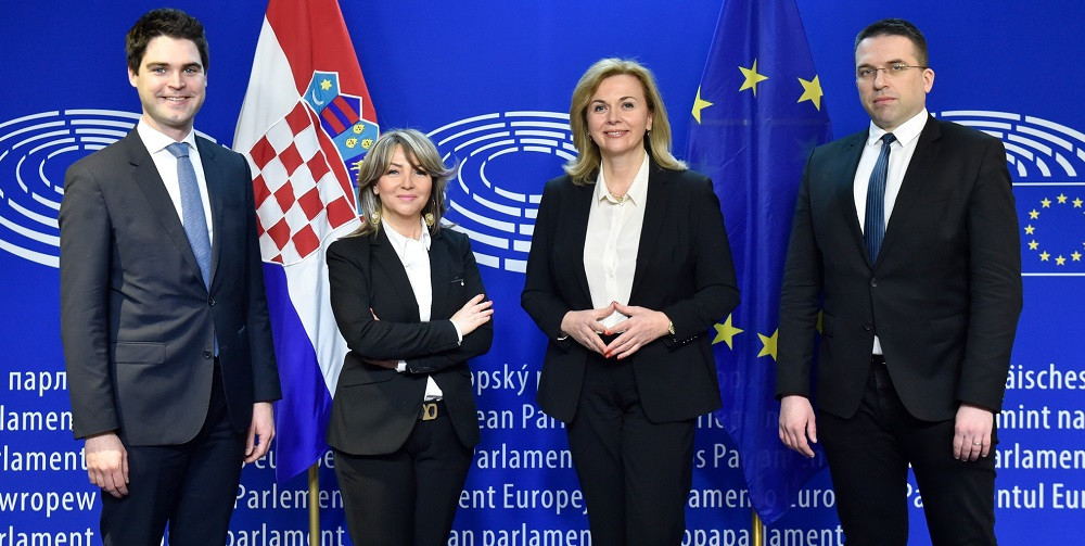 Delegacija HDZ-a u EPP-u: Neprihvatljivo je dovoditi u pitanje crnogorsku naciju i prava hrvatskog naroda