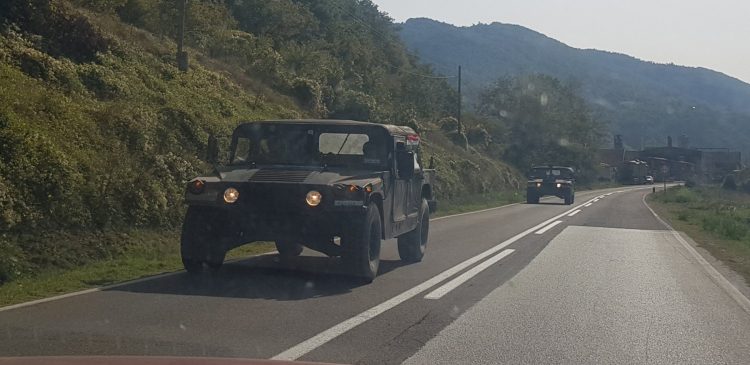 KFOR stigao na Jarinje (FOTO)