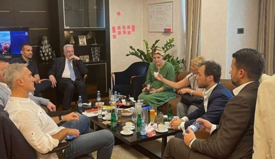 Fakt: Izdaju 4. i 5. septembra Brđanin i Sekulović pravdaju napadom na premijera