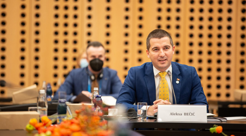 Bečić: Crna Gora ima potpuno usklađenu spoljnu politiku sa EU, nada se da će postati naredna članica Unije