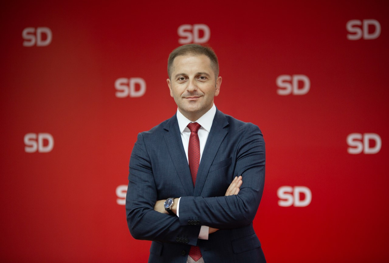 Šehović: Udružimo se i odbranimo građansku Crnu Goru pred naletom šovinizma