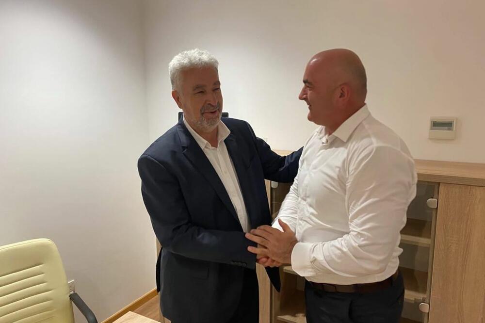 Vanredni sastanak Krivokapića i Jokovića