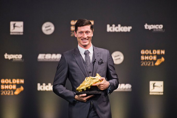Levandovskom zvanično uručena Zlatna kopačka