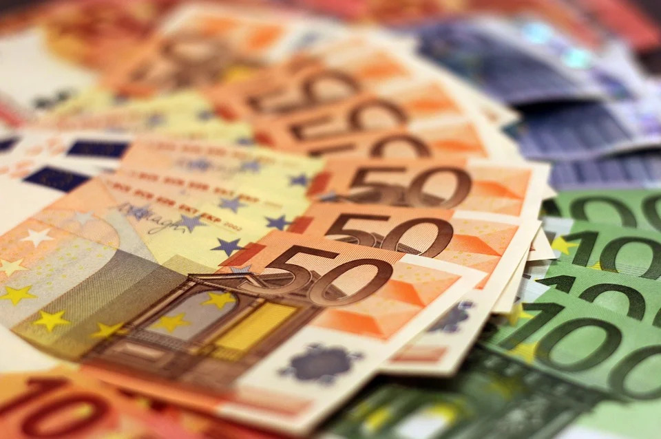 Građani u bankama drže 1,3 milijarde eura, oročena trećina