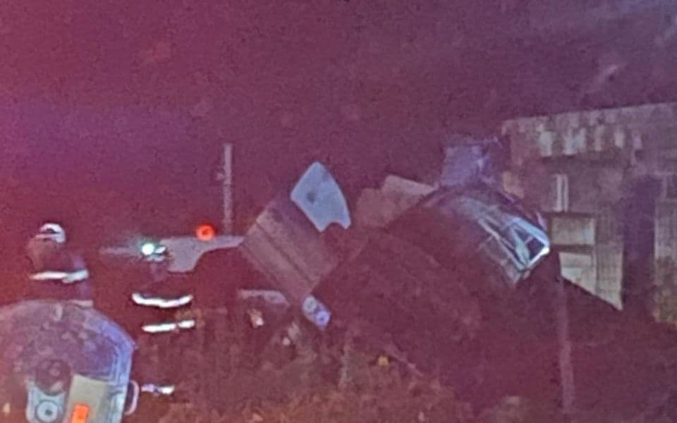 Automobil sletio s puta u Kavačkom polju, poginula jedna osoba
