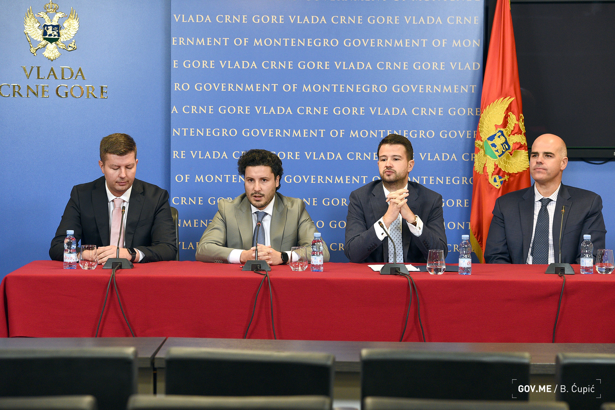 Abazović: Američki investitor ulaže 13 miliona eura u hotel Mediteran u Ulcinju